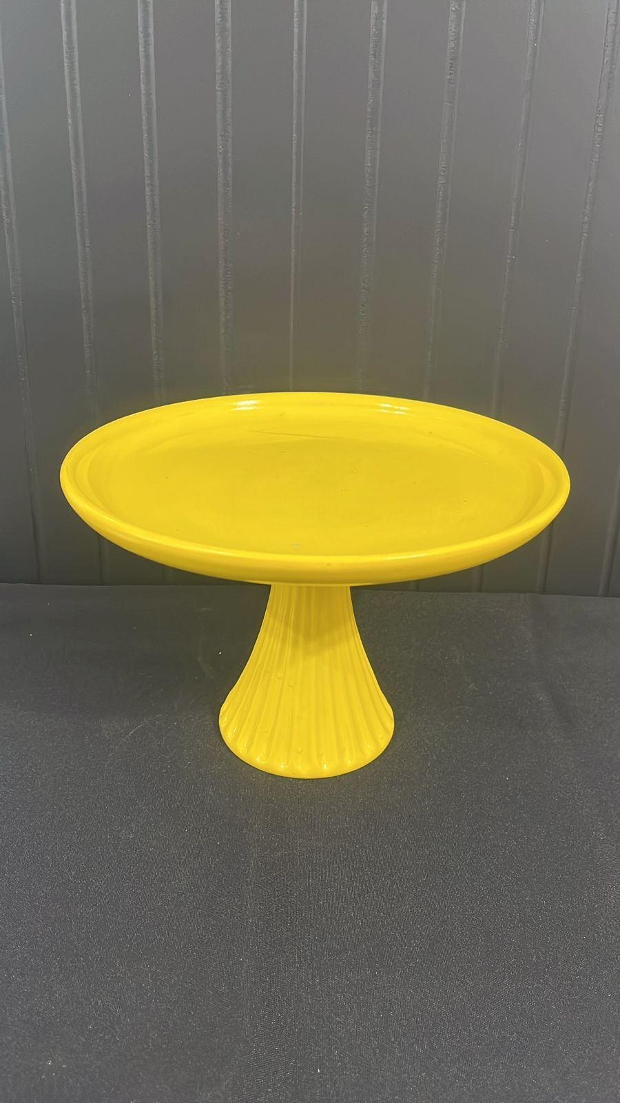 sup. porcelana redondo amarelo alto